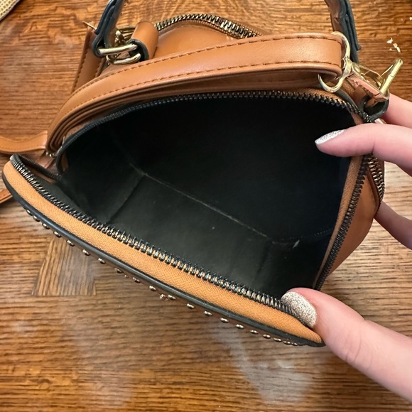 New York Brown and Gold Cross Body Purse - Picture 3 of 3